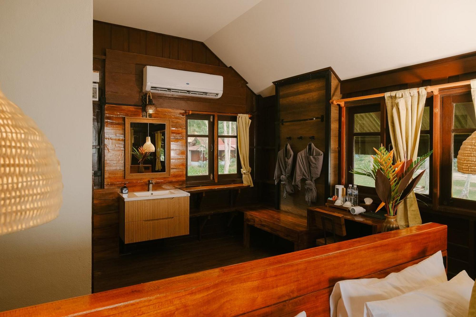 Joy Bungalow Resort And Restaurant Koh Jum Exterior foto